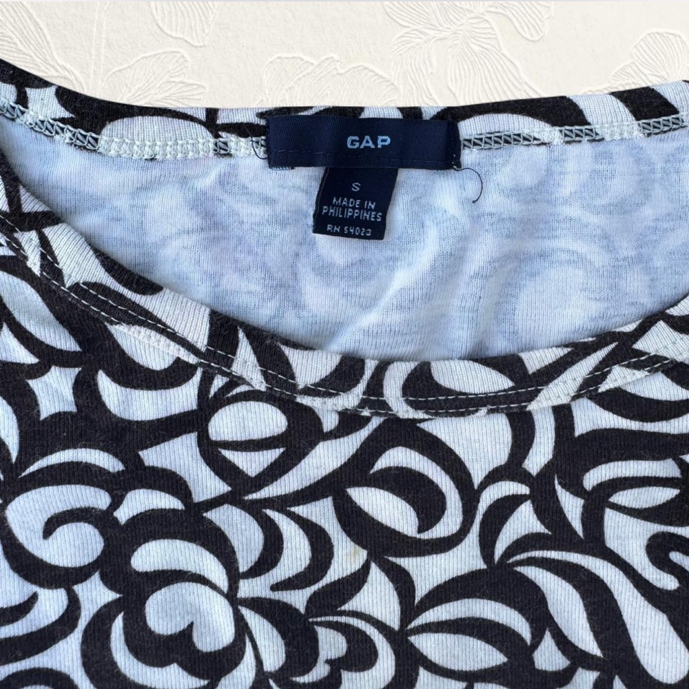 Vintage GAP white fitted tshirt brown patterns size S - Picture 3 of 5